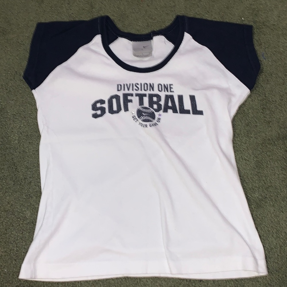 Nike short sleeve shirt